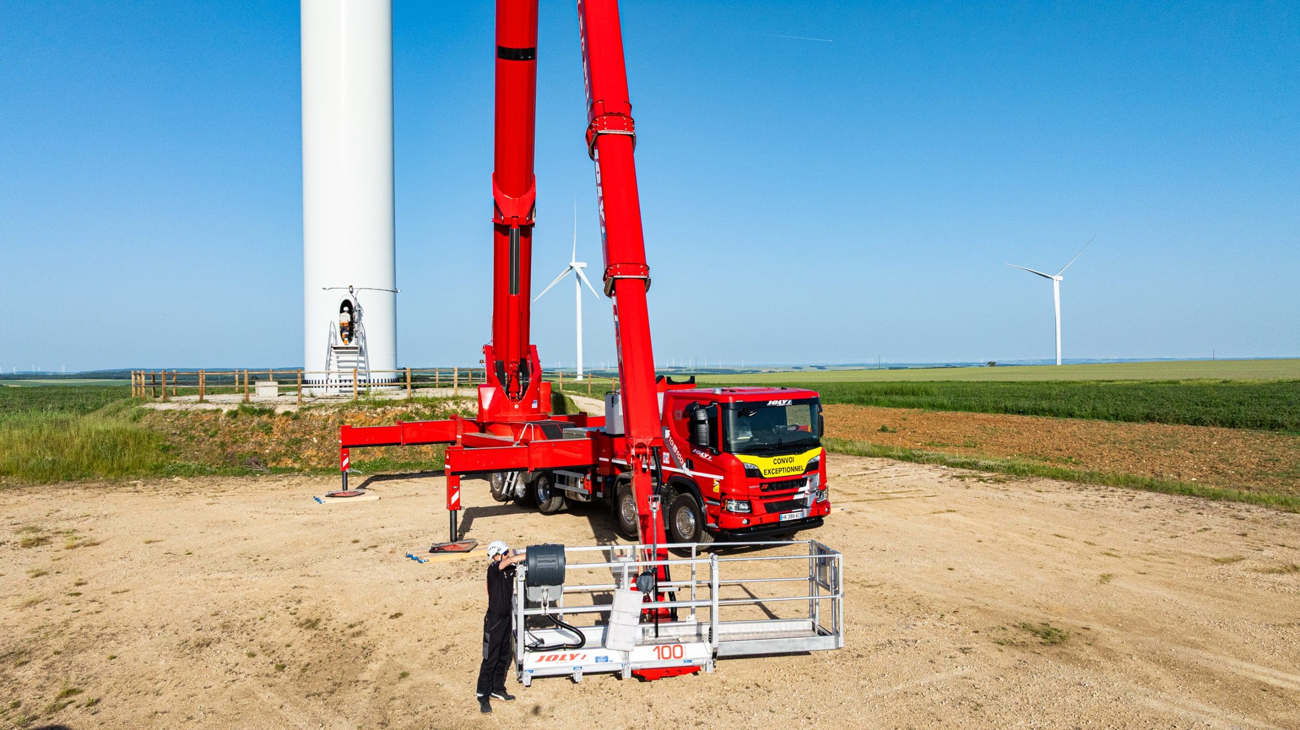 nacelle 100m RUTHMANN T1000HF location avec opérateur unique en france